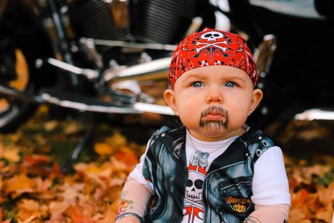 Biker Dude, Biker Costume, Harley Davidson Birthday, Purim Costumes, Motorcycle Baby, Harley Davidson Baby, Motos Harley, Pretty Halloween Costumes