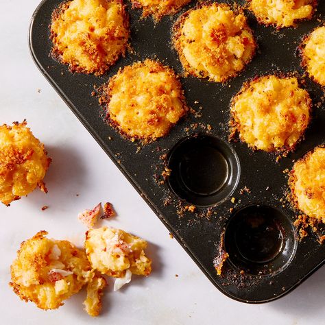 Mac Cheese Bites, Cheese Bites Recipe, Mac And Cheese Bites, Lobster Mac, Lobster Mac And Cheese, Mini Bites, Gouda Cheese, Cheese Bites, Appetizer Bites