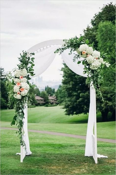 20 Beautiful Wedding Arch Decoration Ideas - For Creative Juice Simple Wedding Arch, White Wedding Arch, Diy Wedding Arch, Wedding Arbors, Wedding Ceremony Ideas, Wedding Arbour, Arch Decoration, Wedding Arch Flowers, Arch Flowers