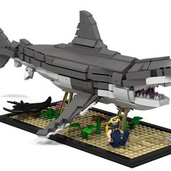 The great white shark, fear from the deep water. The most frightening shark seen in the movie Jaws. Introducing a Lego Wild Life serie dedicated to the Ocean: The Great White Shark, swimming over scared diver. This clean presentation nearly without pins and with a black bordured base as seen in the Lego Architecture serie will bring a piece of nature in your room, with a real feeling of movement. Spécifications: Stand with black flat bordures - Realistic look with only a few visible pins - Many Shark Lego, Mako Shark, The Great White, Lego Architecture, Lego Art, White Sharks, Great White Shark, Great White, Deep Water