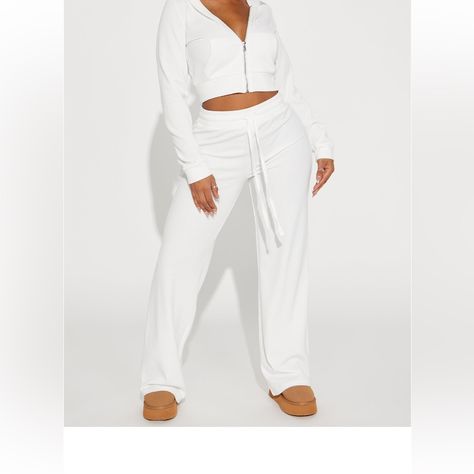 Brand New , Never Worn , Fashion Nova, 2 Piece Set Fashion Nova Plus Size, Fashion Nova Jumpsuit, 70 Fashion, Thermal Pants, Fashion Nova Outfits, Khaki Fashion, Fashion Nova Pants, Jacket Hoodie, Fashion Nova Dress