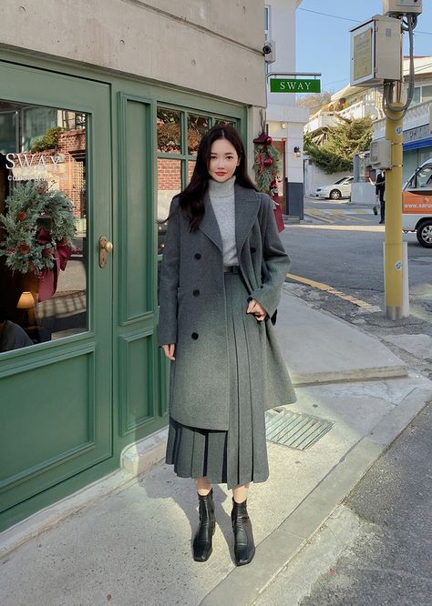 October Korean Outfit, Japan Office Outfit, Korea October Outfit, Korean Winter Fashion Outfits, Korean Modest Fashion, Japan Autumn Outfit, Spring Outfits Japan, Blue Outfit Winter, Korea Outfit