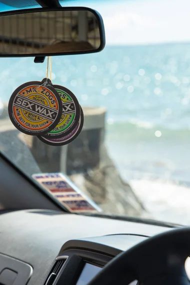 Car Rear View Mirror Decor, Pineapple And Strawberry, Wax Air Freshener, Bday Vibes, Car Air Freshner, Car Deco, Beach Cars, Rear View Mirror Decor, Interior Car