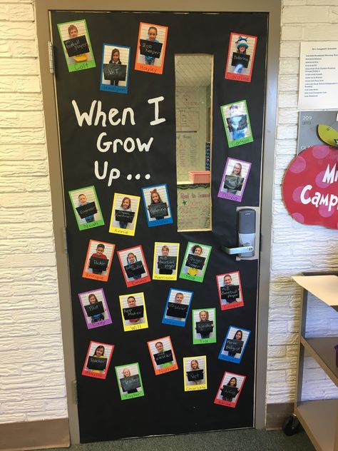 When I Grow Up Kindergarten Doors Ideas, Kindergarten When I Grow Up, Door Preschool Decorations, Door Decoration Preschool, Kindergarten Graduation Door Ideas, Preschool Graduation Door Decorations, When I Grow Up Kindergarten Craft, Door Displays For Classrooms, When I Grow Up Craft Preschool