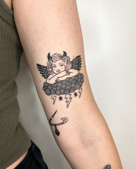 Emily Malice | A cherub, a safety pin, a vamp mouth, a bee and a plaster all in one sitting for Taylah who came all the way from Aus! Thankyou for such a… | Instagram Cherub Tattoo Traditional, Traditional Cherub Tattoo, Cherub Tattoos, Cherubs Tattoo, Tattoos Traditional, Cherub Tattoo, Tattoo Traditional, Safety Pin, Traditional Tattoo