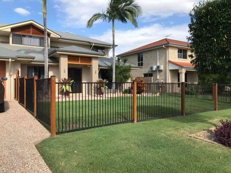 Fence All Around House, Fence Around Whole House, Waterfront Fence Ideas, House Fences, Rural Fencing, Fence Inspiration, Low Fence, Dog Pens, Home Fencing