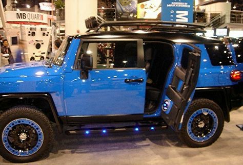 Custom Fj Cruiser, Fj Cruiser Accessories, Fj Cruiser Forum, Voodoo Blue, Black Roof, Dream Cars Jeep, Mind Set, Toyota Trucks, Car Paint