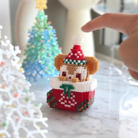 Perler Bead Patterns Christmas, Christmas Hama Beads, Perler Beads Christmas, 3d Perler Bead Patterns, Perler Beads Pattern, Hama Beads 3d, Christmas Ham, Beads Christmas, 3d Perler Bead