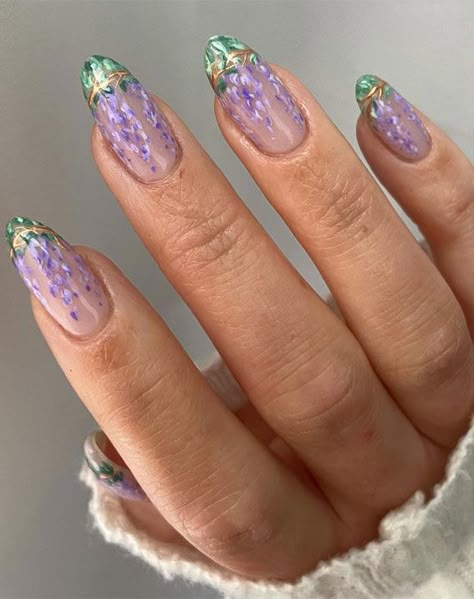 Wisteria Nail Art, Monet Nailart, Pansy Nails, Wisteria Nails, Cute Purple Nail Ideas, Monet Nails, Bridgerton Nails, Fairytale Nails, Eras Nails