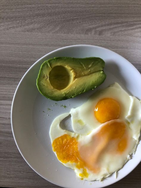 Optimal Human Diet Aesthetic, Optimal Human Diet, Eggs Aesthetic, Dominicano Recipes, Diet Aesthetic, Diet Plate, Healthy Juice Recipes, Small Meals, Healthy Juices