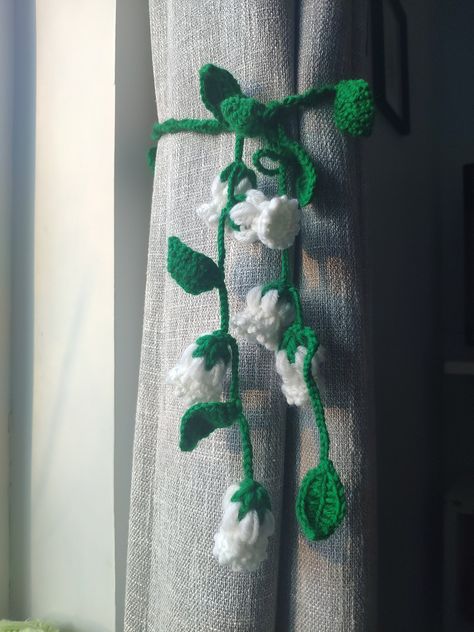 Crochet Curtain Ties, Curtain Tie Backs Crochet, Crochet Curtain Tie Backs, Curtains Crochet, Crochet Lily Of The Valley, Olive Green Curtains, Curtain Pull Backs, Crochet Lily, Curtain Holdbacks