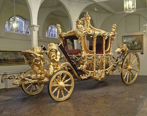 The Royal Family's Carriage ~ The Gold State Coach, 1760, by Sir William Chambers. Oh my! Gold Carriage, Horse Drawn Carriage, Classical Furniture, Palace Interior, Luxury Italian Furniture, The Royal Collection, Castle Designs, House Of Windsor, Horse Carriage