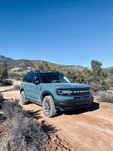 Bronco Sport Badlands, Blue Bronco Ford 2022, Ford Bronco Sport Aesthetic, Bronco Sport Aesthetic, Ford Bronco Aesthetic, Bronco Aesthetic, 2022 Ford Bronco Sport, Ford Bronco Sport Big Bend, 2022 Ford Bronco