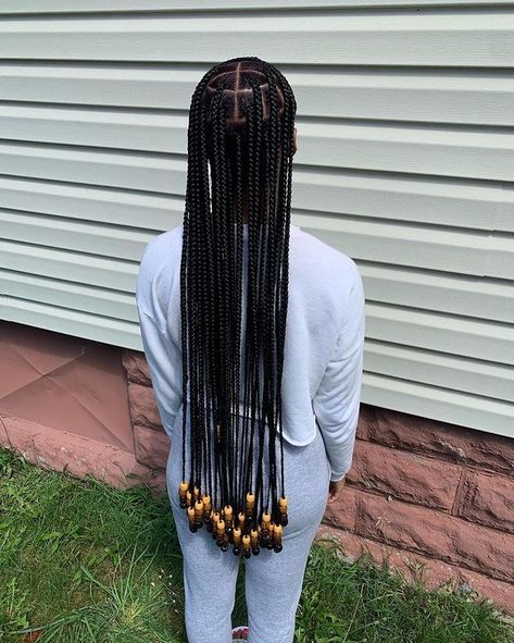 V I C K I I ☆ (@_thatsvixtoriaa) • Instagram photos and videos Jumbo Knotless Braids With Beads, Braids With Wooden Beads, Knotless Braids With Beads, Jumbo Knotless, Jumbo Braids, Braids With Beads, Pretty Braided Hairstyles, Knotless Braids, Ll Bean Boot