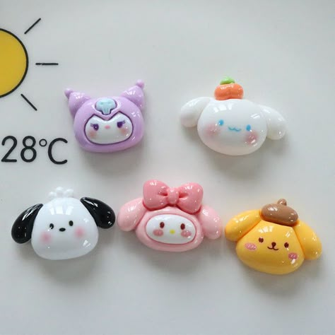 Clay Kawaii, Polymer Clay Kawaii, Sanrio Cartoon, Clay Keychain, Cartoon Decoration, Clay Magnets, Tanah Liat, Kuromi My Melody, Clay Inspo