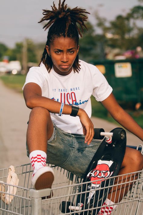 melanin IG: _itskennt #vans #pacsun #champion #skate #red #blue #model #fashion #style #streetwear #dreads #photography Stud Photoshoot Ideas, Masc Women Photography, Stud Fem Couple Photoshoot, Black Stem Lesbian Style, Stud Lesbian Style, Stud Fem Besties, Studs With Dreads, Tomboy Street Style, Stud Lesbians