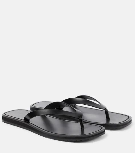 The Row Shoes, The Row Sandals, Curated Wardrobe, Roger Vivier Shoes, Casual Leather Shoes, Sandals Flat, Leather Thong Sandals, Leather Flip Flops, Brown Leather Sandals