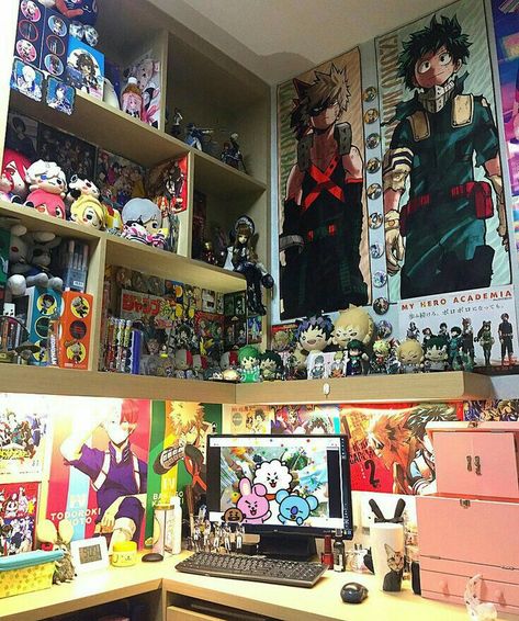 Manga Shelf, Anime Bedroom Ideas, Otaku Room, Fotografi Digital, Anime Decor, Anime Room, Gaming Room Setup, Room Goals, Cute Room Ideas