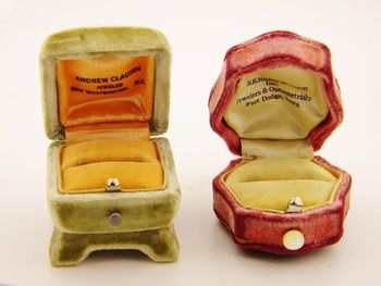 Antique Victorian Velvet Ring Boxes Petite RARE | Collectors Weekly Antique Ring Box, Vintage Ring Box, Sorrelli Jewelry, Clean Gold Jewelry, Velvet Ring, Antique Jewelry Box, Ring Boxes, Storage Tips, Velvet Ring Box