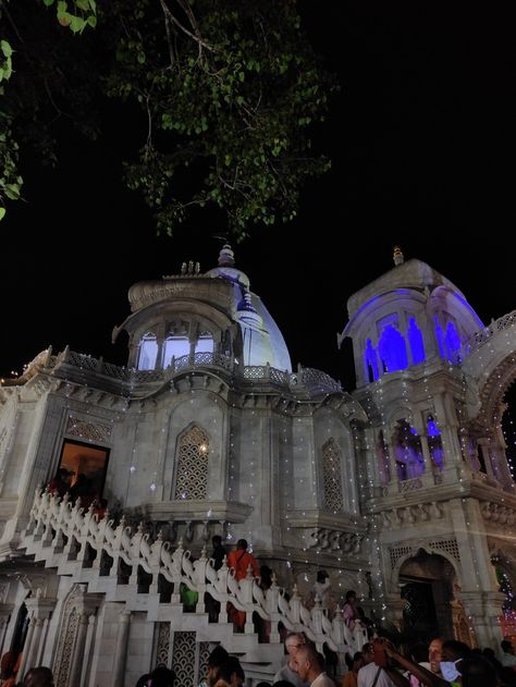 📍 Vrindavan Iscon Temple Vrindavan, Vrindavan Photography, Vrindavan Photography Pictures, Iskcon Temple, Photography Pictures, Krishna, Temple, Photography, Quick Saves