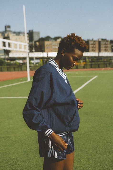 Frankie Collective, Vintage Editorials, Sports Aesthetic, Retro Sport, Wellness Inspiration, Tennis Fashion, Fashion Photography Inspiration, Sporty And Rich, Nike Sports