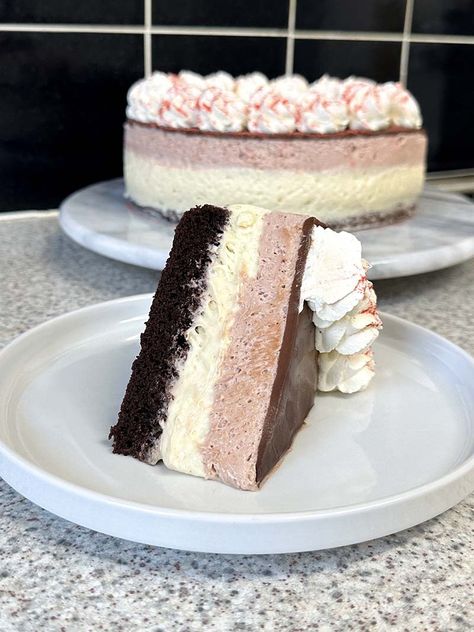 Ash Baber | Home Cheesecake Factory Oreo Cheesecake, Ash Baber, Puff Pastry Croissant, Crumble Cookie Recipe, Crumble Cookie, Mousse Cake Recipe, Salted Caramel Cake, White Chocolate Strawberries, Neapolitan Ice Cream