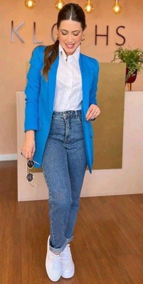 Blazer Azul Outfit, Outfits Con Blazer Azul, Look Blazer Azul, Style With Blazer, Casual Looks For Women, Blue Blazer Outfits For Women, Fall Outfits Inspiration, Style Fall Outfits, Outfit Informal