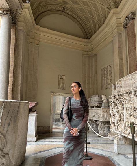 @tahelsworld museum outfit dress Vatican museum Rome Italy Museum Outfit Dress, Vatican Outfit, Rome Museums, Rome Outfits, Vatican Rome, Museum Outfit, Vatican Museum, Vatican Museums, Italy Outfits