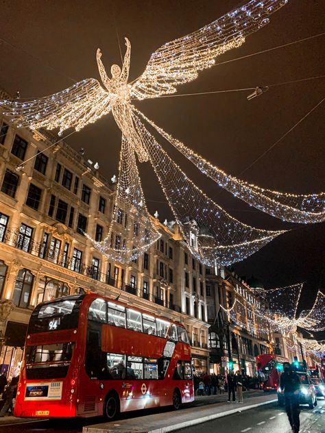 Xmas In London, London Cristhmas Aesthetic, London In December Aesthetic, Winter Aesthetic London, December In London, Christmas Aesthetic London, Uk Winter Aesthetic, Aethetics Picture Wallpaper, London Aesthetic Winter