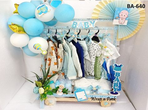 Baby Trousseau Packing Ideas, Trousseau Packing Ideas, Baby Gift Packs, Baby Boy Hamper, Baby Boy Gift Baskets, Boy Baby Shower Centerpieces, Hamper Ideas, Bear Baby Shower Theme, Baby Shower Gift Box