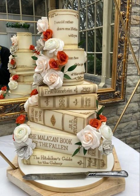 Books Wedding Cake, Book Lovers Wedding Cake, Literary Wedding Cake, Cake Ideas Book Theme, Book Theme Quinceanera, Wedding Cake Book Theme, Storybook Wedding Cake, Historical Themed Wedding, Beauty And The Beast Wedding Aesthetic