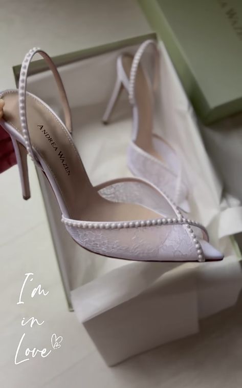 Low Heel Bridal Shoes Sandals, Low Heel Shoes Outfit, Low Wedding Heels, Pink Satin Gown, Louboutin Collection, Elegant Shoes Heels, Harper Beckham, Shoes Heels Classy, Fashion Shoes Heels