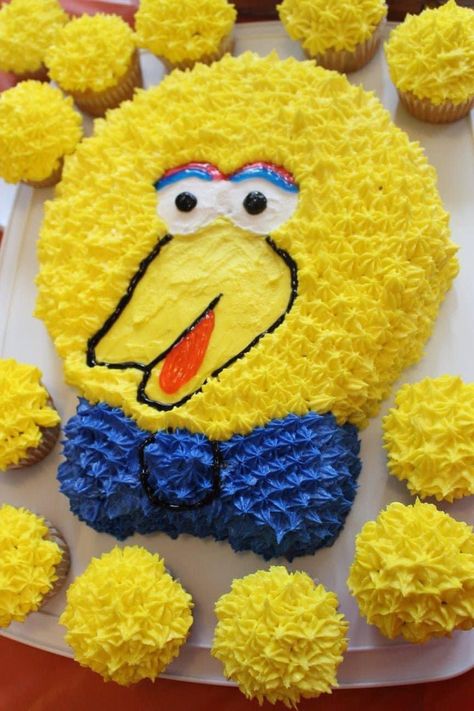 Big Bird Birthday Cake Big Bird Birthday Cake, Big Bird Birthday Party, Bird Birthday Cake, Sesame Street Cake, Bird Birthday Parties, Bird Cake, Cake Diy, Bird Cakes, Bird Birthday