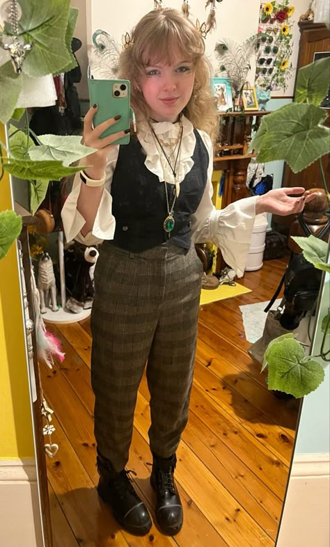 Causal Pirate Outfit, Low Key Pirate Outfit, Fancy Goblincore Outfits, Gender Neutral Dress Clothes, Vintage Pirate Outfit, Gender Neutral Pirate Outfit, Lesbian Pirate Outfit, Knightcore Aesthetic Outfit, Gender Neutral Fancy Outfit