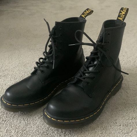 Practically brand new Doc Martens only been worn once or twice size 8 Dr Martens Aesthetic, Doc Martens Aesthetic, Doc Martins Boots, Jadon Platform Boots, Doc Martens Black, Shoes For School, Doc Martens Boots, Dr Martens Black, Boots Uk