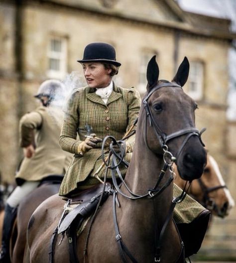 Fox Hunting Attire, Equestrian Barns, Old Warrior, Beautiful Horses Photography, Riding Habit, Equestrian Chic, Horse Inspiration, Horse Aesthetic, Fox Hunting