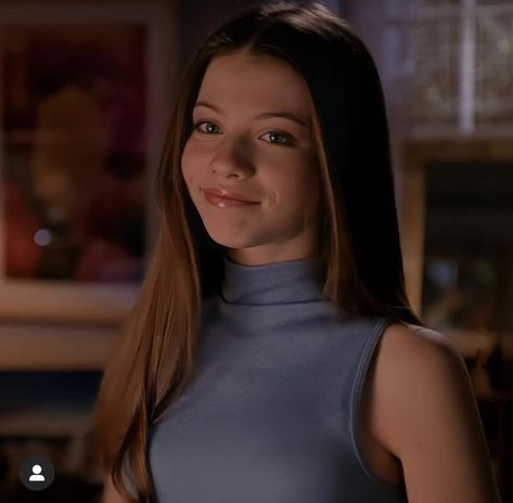 Michelle Trachtenberg Now, Georgina Sparks, Roselyn Sanchez, Michelle Trachtenberg, Celebrity Look Alike, Model Aesthetic, Zoe Saldana, Jessica Biel, Christina Hendricks