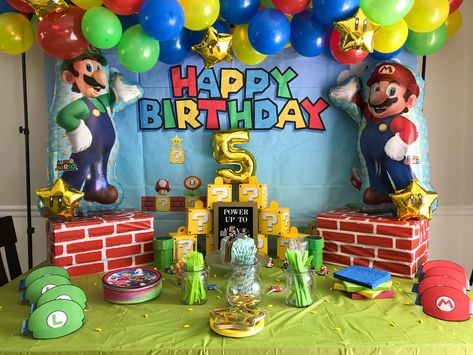 Mario Kart Birthday Party, Mario Kart Birthday, Nintendo Birthday Party, Elena Birthday Party, Super Mario Brothers Party, Mario Kart Party, Mario Bros Birthday Party Ideas, Super Mario Bros Birthday Party, Super Mario Cake