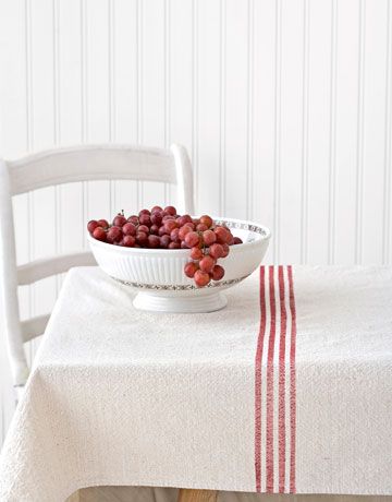 Striped Tablecloth Project Fancy Tablecloth, Painted Tablecloth, Striped Painting, Canvas Tablecloth, Tablecloth Diy, French Tablecloth, Drop Cloth Projects, Striped Tablecloth, French Linens