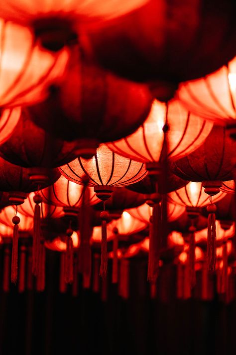 Photo by David Dworkind. Lantern Aesthetic, China Aesthetic, Japanese Restaurant Design, Chinese Aesthetic, Mood Images, Guilin, Red Lantern, Inspiration Photo, Chinese Lanterns