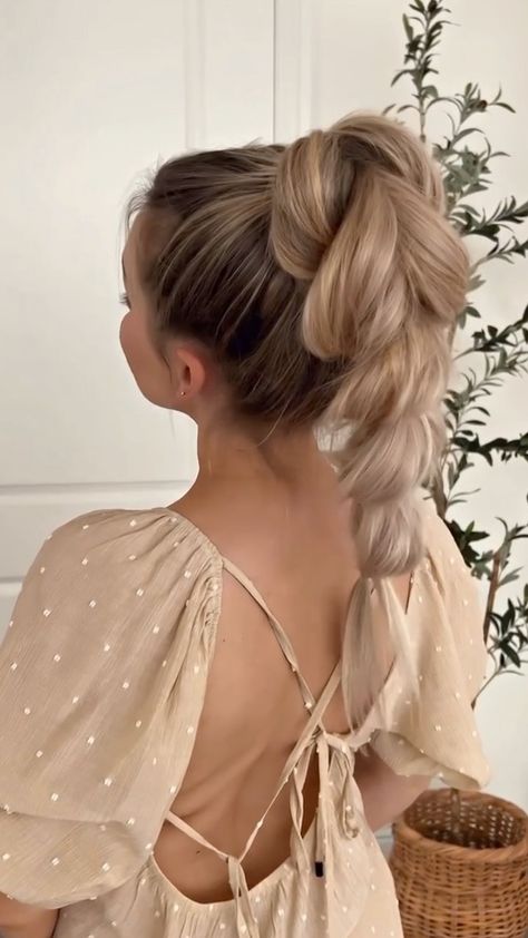 Up Dos, Hair Braid Videos, Peinados Fáciles Para Cabello Corto, Hair Stylies, Hair Up Styles, Hoco Hair Ideas, Hairdo For Long Hair, Hair Stylist Life, Hoco Hair