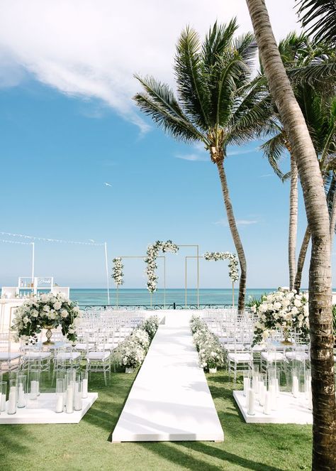 Cancun Wedding Decor, Wedding In Cancun, Cancun Wedding Ideas, Villa La Joya Wedding, Beach View Wedding, Cancun Wedding Venues, Cancun Mexico Wedding, Cancun Wedding Photography, Barbados Wedding