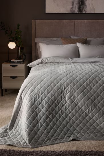 Masculine Bedroom Bedding For Men Bedding & Blankets, Gray Bedspread, Velvet Bedspread, Floral Bedspread, Masculine Bedroom, Velvet Duvet, Textured Bedding, Grey Headboard, Bed Cushions