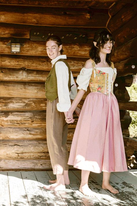 Women’s Hobbit Costume, Rosie Hobbit, Hobbit Themed Party Outfit, Lady Hobbit Costume, Hobbit Core Wedding, Hobbit Girl Costume, Hobbit Party Outfit, Hobbit Outfit Ideas, Summer Hobbit Outfit