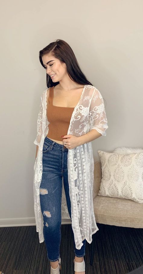 White Cardigan Outfit Spring, Off White Cardigan Outfit, Short Sleeve Cardigan Outfit, Lace Cardigan Outfit, Lace Kimono Outfit, Cardigan Outfit Spring, White Cardigan Outfit, Cardigan Outfit Summer, Snazzy Outfits