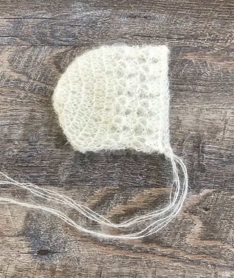 Mohair Bonnet, Crochet Mohair, Newborn Baby Bonnet, Knit Bonnet, Crochet Baby Bonnet, Bonnet Crochet, Mohair Knit, Baby Bonnet, Newborn Photo Props