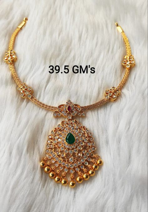 Nan Pathakam Designs, Gold Naanu Designs, Aeroplane Cardboard, Naan Chain Designs, Naan Patti Necklace, Jigini Necklace Gold, Naanu Design, Indian Gold Necklace Designs, Gold Jewelry Outfits