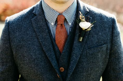 Men's fashion--tweed grooms suit Tweed Groom, Fall Wedding Shoes, Getaway Wedding, Tweed Wedding, Groom Wedding Attire, Costume Noir, Suits Men, Tuxedo Wedding, Shoes Wedding