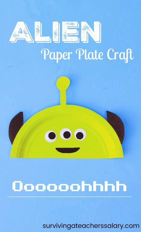 Space alien paper plate craft for kids - this fun preschool craft is great for celebrating the new Disney World Toy Story Land at Hollywood Studios or just having a bit of galactic space travel fun with kids! #space #craft #kidscraft #disney #aliens #pape Disney Crafts Preschool Art Projects, Ukraine Crafts, Fun Preschool Crafts, Paper Plate Art, Alien Crafts, Toy Story Land, Paper Plate Craft, Paper Plate Crafts For Kids, Preschool Craft