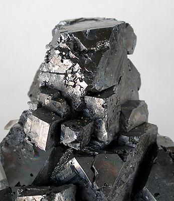 Missouri: Missouri designated galena (lead sulfide) as the official state mineral in 1967. Forex Trading Tips, Galena Mineral, Crystalline Structure, Iron Ore, Chemical Formula, Traditional Chinese Medicine, Chinese Medicine, Crystals Minerals, Rocks And Minerals